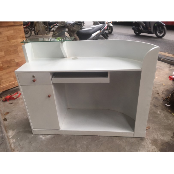 Quầy thu ngân mẫu 2 
