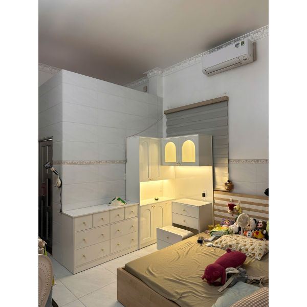 Bàn trang điểm mẫu 2